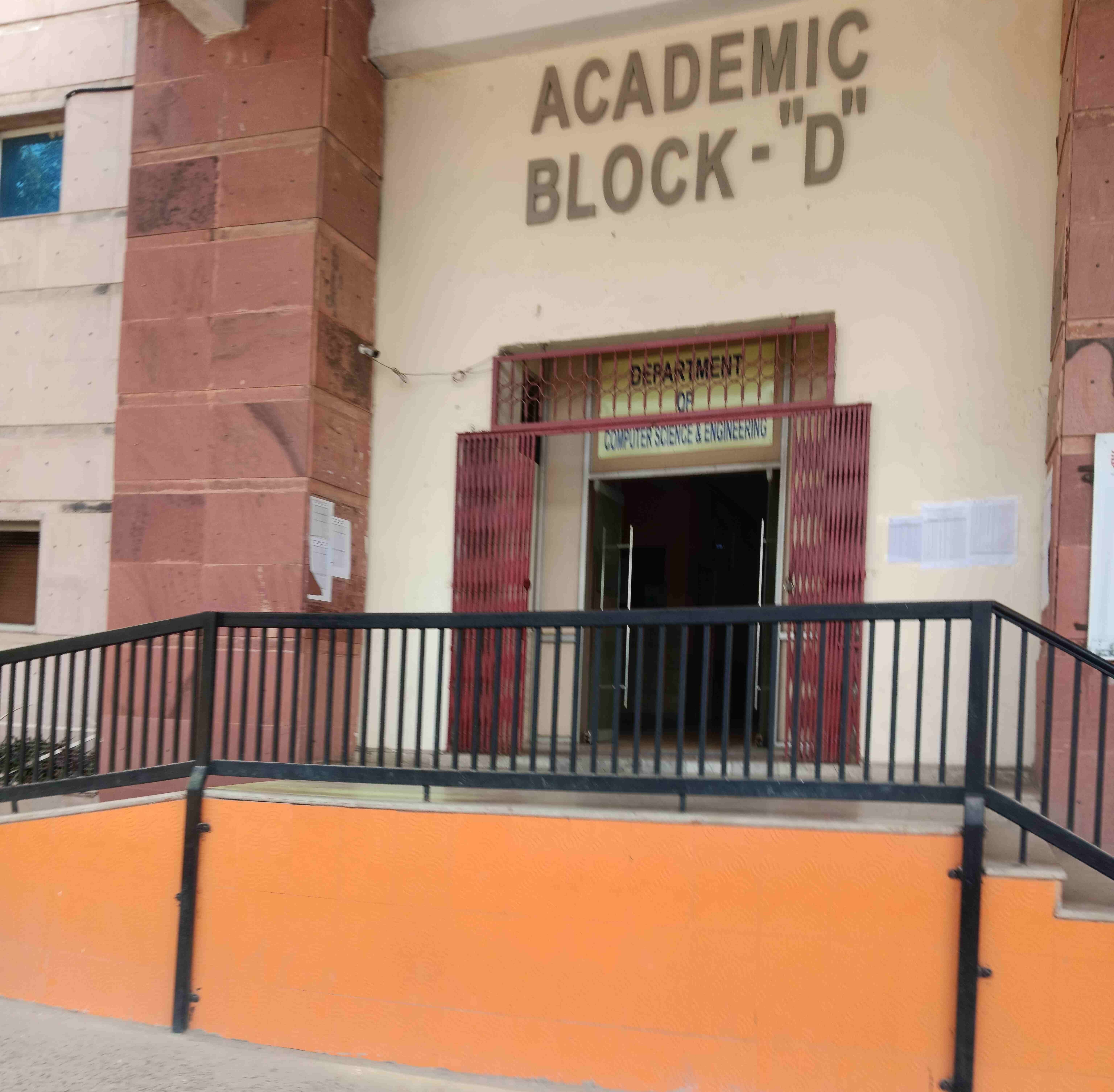 NIET Noida Academic Building photo 14